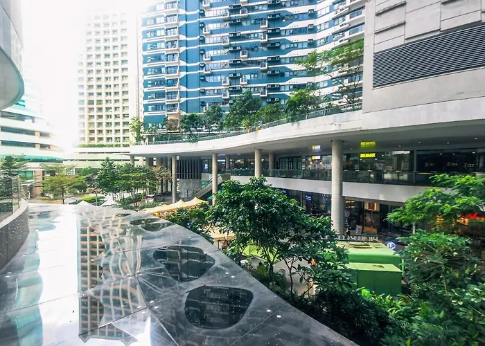 Apartment Designer 1br Makati Fast Internet Gym Swim Park 2050