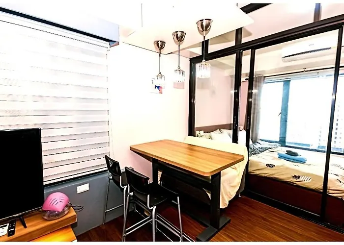 Apartment Designer 1br Makati Fast Internet Gym Swim Park 2050 *