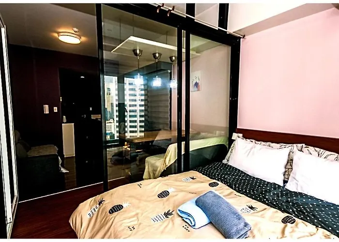 Apartment Designer 1br Makati Fast Internet Gym Swim Park 2050 Manila
