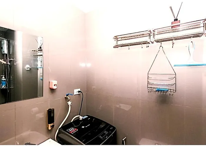Designer 1br Makati Fast Internet Gym Swim Park 2050 Manila