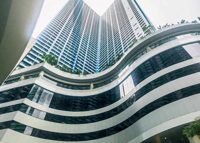 Apartment Designer 1br Makati Fast Internet Gym Swim Park 2050 *